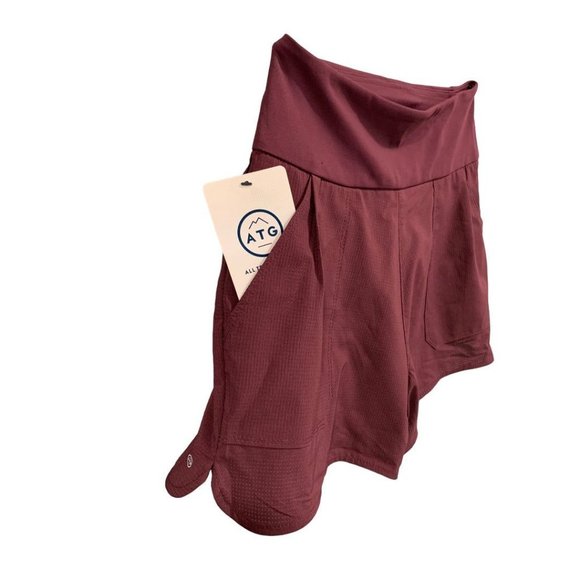 XS Wrangler All Terrain Gear Women's Shorts Pull On Pockets Merlot New - Picture 3 of 14